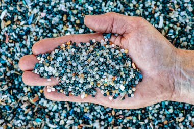 People eat around 2000 plastic particles every week; this equals about 5 grams