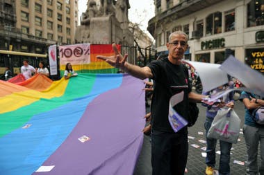 Activo militante por los derechos del colectivo LGTBIQ, Cigliutti luchó por la ley de matrimonio igualitario e identidad de género