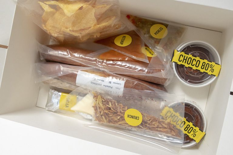 Artisan hot dogs, vacuum packed, and other premium products in the Canuto Box of the Tegui restaurant