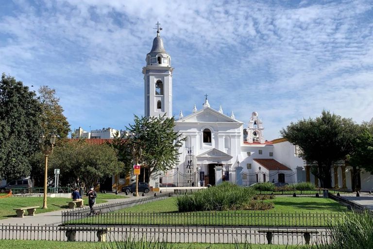La basílica de Nuestra Señora del Pilar, la segunda más antigua de la ciudad y es Patrimonio Histórico Nacional