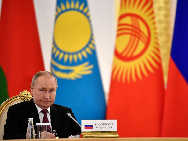 Vladimir Putin, na última segunda-feira, durante uma reunião no Kremlin