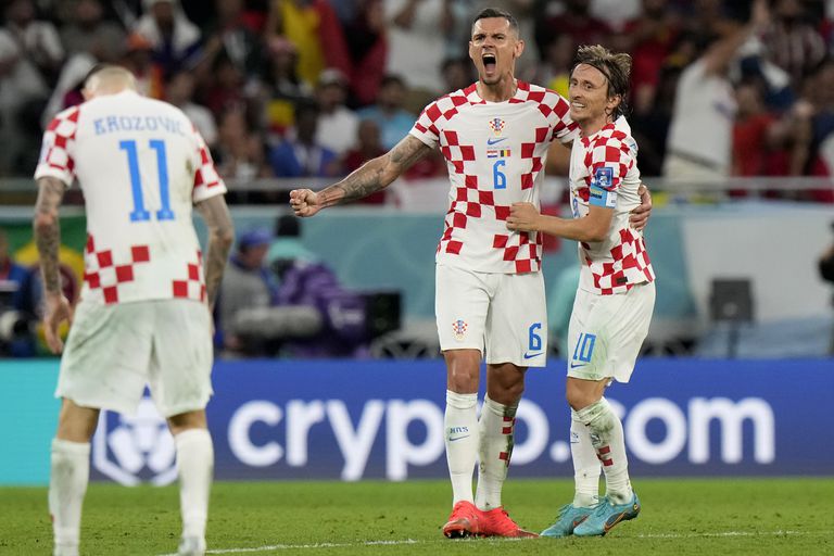 Croacia se clasificó a octavos de final del Mundial luego de empatar contra Bélgica