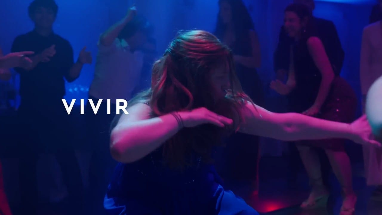 ACTRON - Mujer perrea en casamiento (Publicidad 2024)