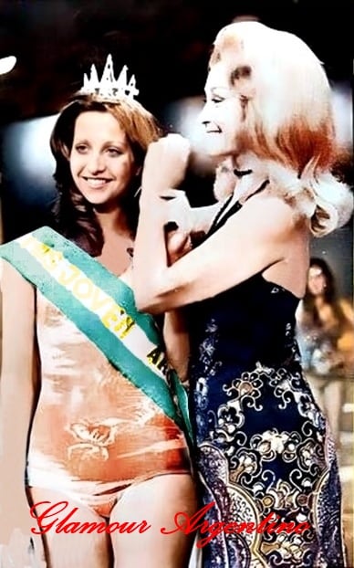 Patricia Lage junto a María Aurelia Bisutti. Foto: Glamour Argentino