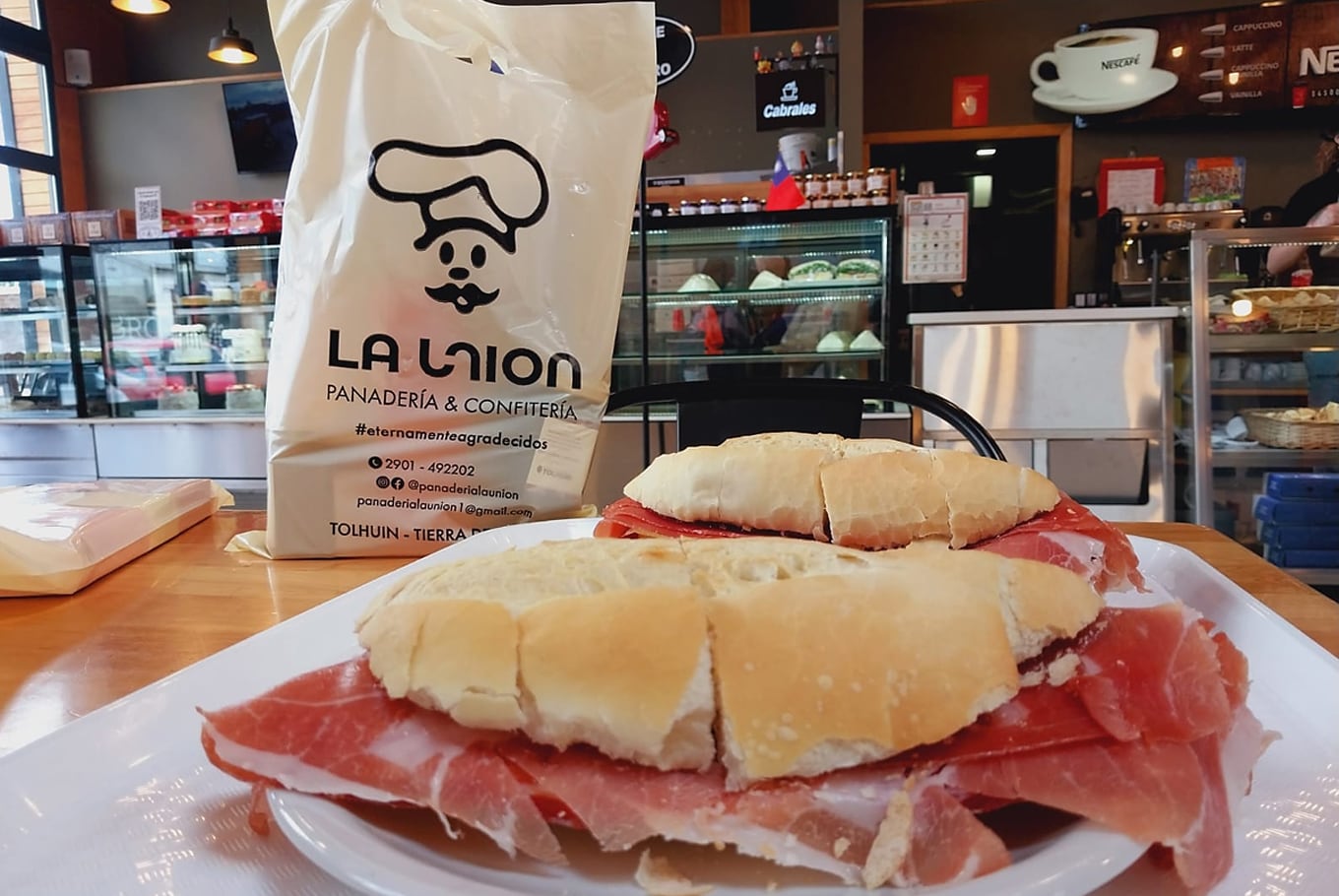 El sándwich de crudo de la panadería La Unión