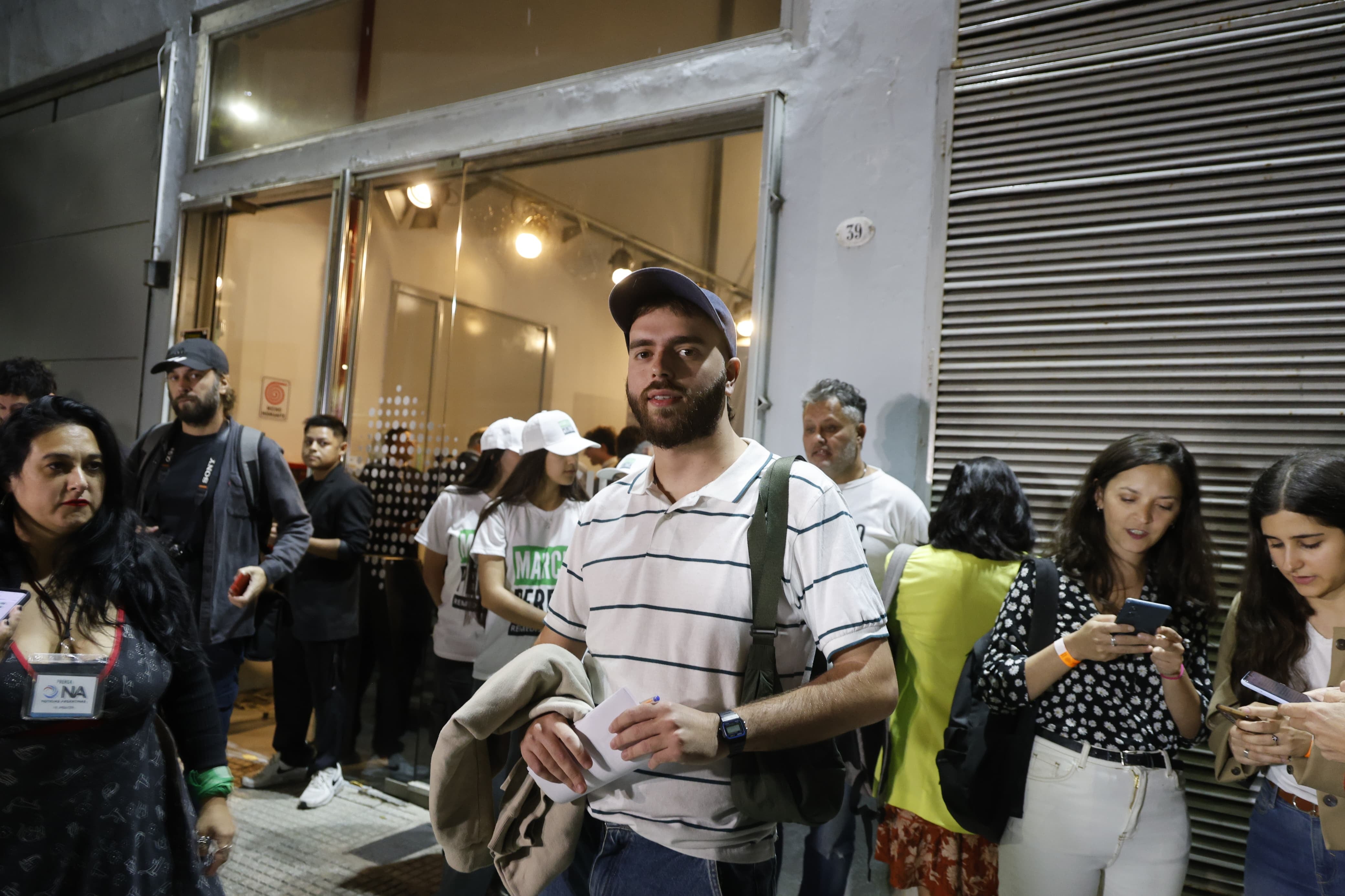 Luca Bonfante vino a reemplazar a Vanina Biasi