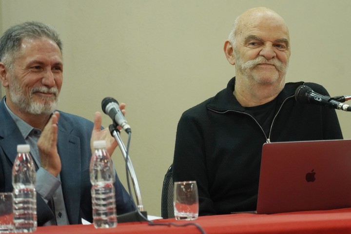 El escritor Martín Caparrós recibió el Honoris Causa de la UBA en la Facultad de Filosofía y Letras. Foto: Martín Bonetto.