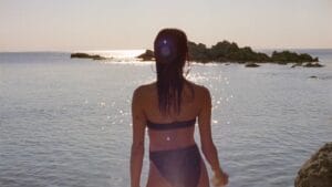 YSL LIBRE Verano 2025 Anuncio - Dua Lipa, el mar y la calor
