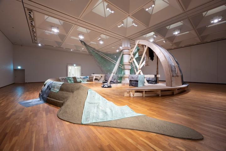 Dala Naseer, Noah's Tombs, 2025. Foto:Aichi Triennale.