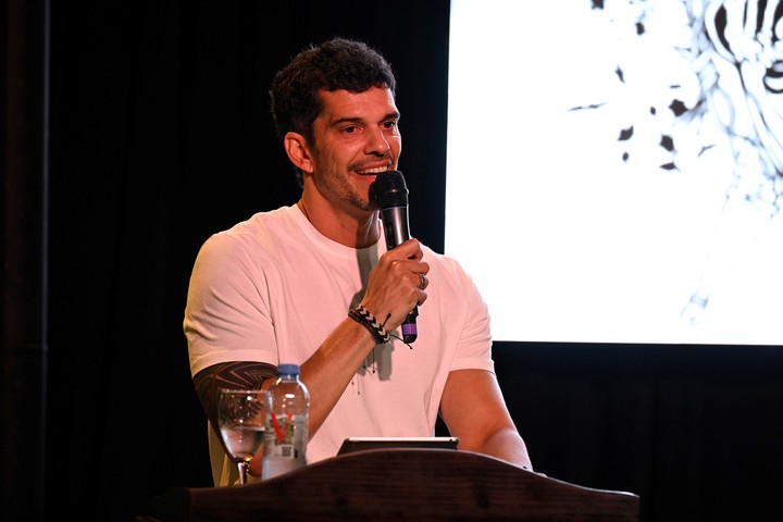 Fue presentado el libro que reúne los cuento ganadores del Gran Premio de Literatura 2025, la cuarta edición del concurso que promueve Banco Provincia, en Mar del Plata. Foto: Prensa Banco Provincia