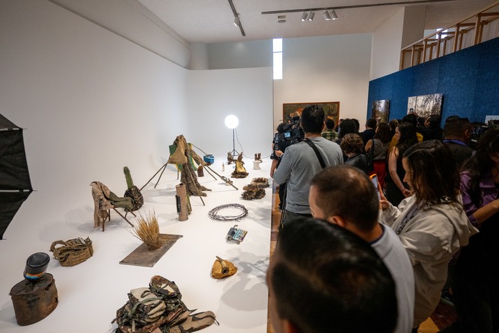Vista de sala de #Constelaciones y derivas. Arte de América Latina desde la Colección FEMSA". (EFE)
